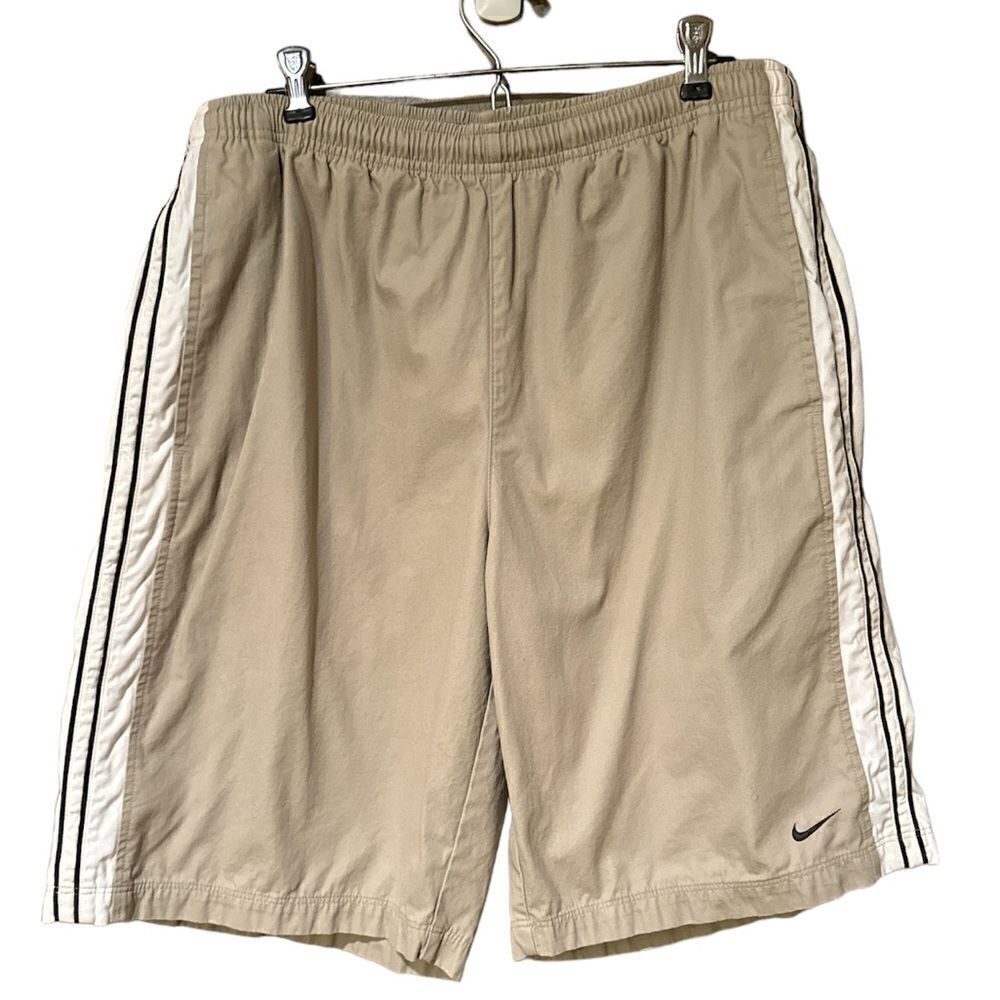 Nike Khaki Shorts With Stripes On The Side PullOn Size Large Elastic Waist
